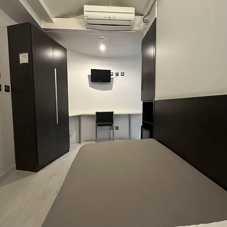 ホテル Punta Monpas 2*