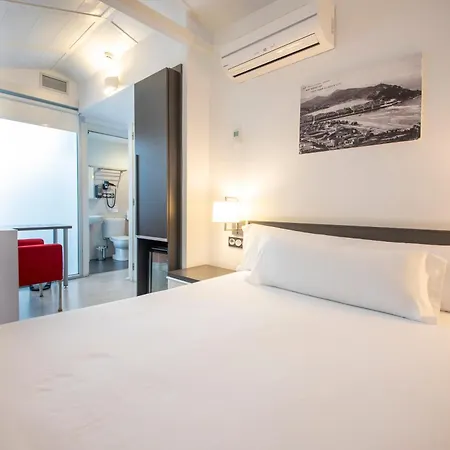 Punta Monpas Hotel 2*