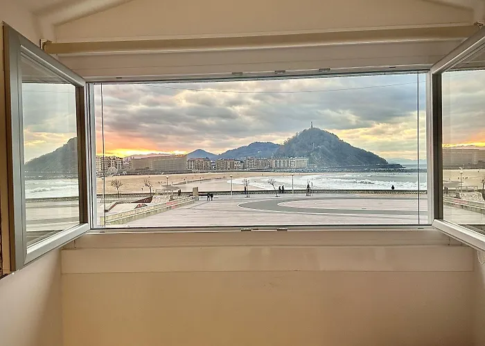 Otel Punta Monpas 2*