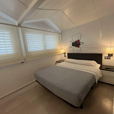 Hotel Punta Monpas 2*